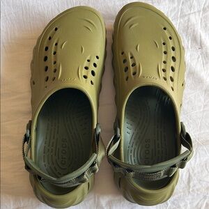 Crocs Mens Olive Green Echo Clog